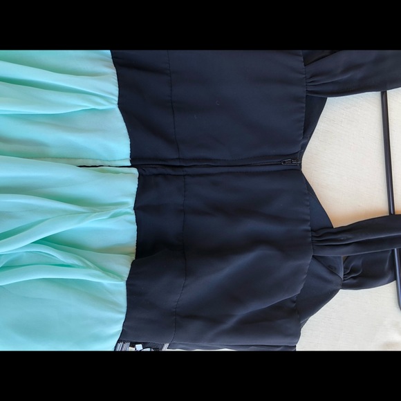 B. Darlin size 9/10 formal dress. Aqua/mint and black. Beads and sequins - Picture 7 of 8